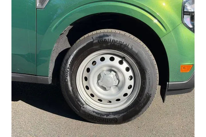 $30995 : Ford Maverick 2025 AWD XL 4d image 10