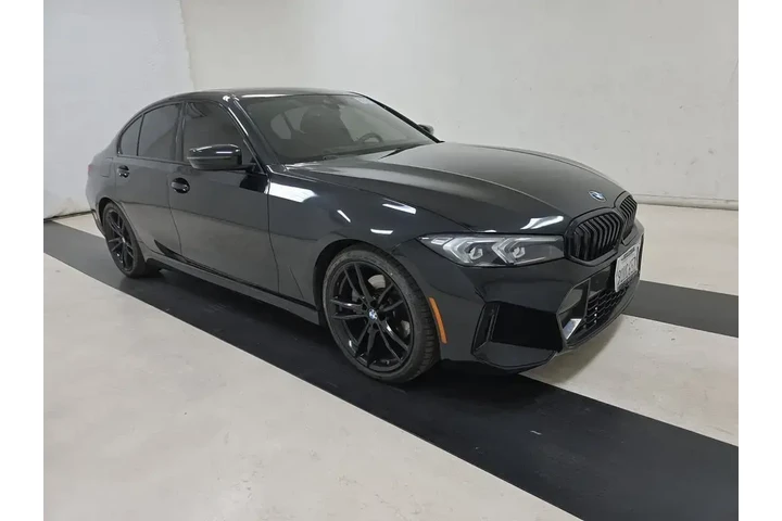 $31490 : BMW 3 Series 2023 330i 4dr S image 2