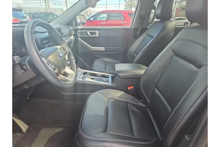 $33000 : Ford Explorer 2023 AWD XLT 4 image 7