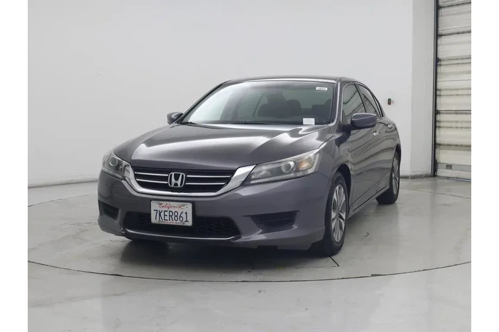 $17998 : Honda Accord 2015 LX 4dr Sed image 4