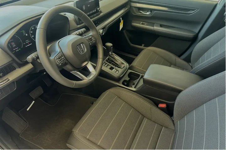 $36981 : Honda CR-V Hybrid 2025 AWD S image 2