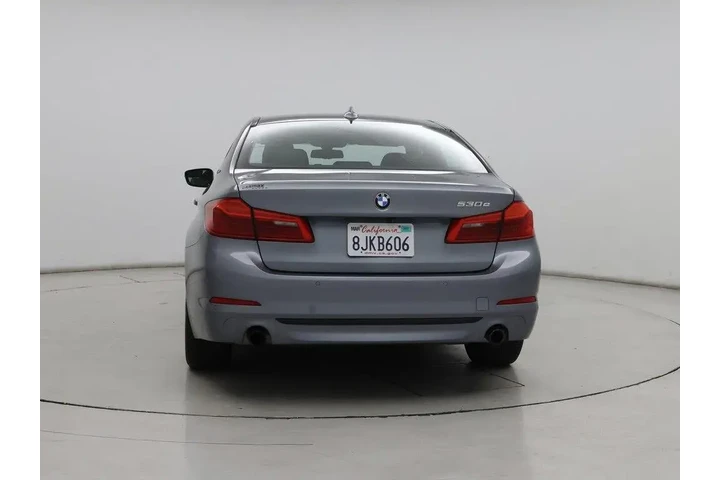 $20998 : BMW 5 Series 2019 530e iPerf image 6