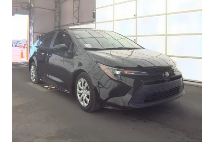 $20123 : Toyota Corolla 2024 LE 4dr S image 4
