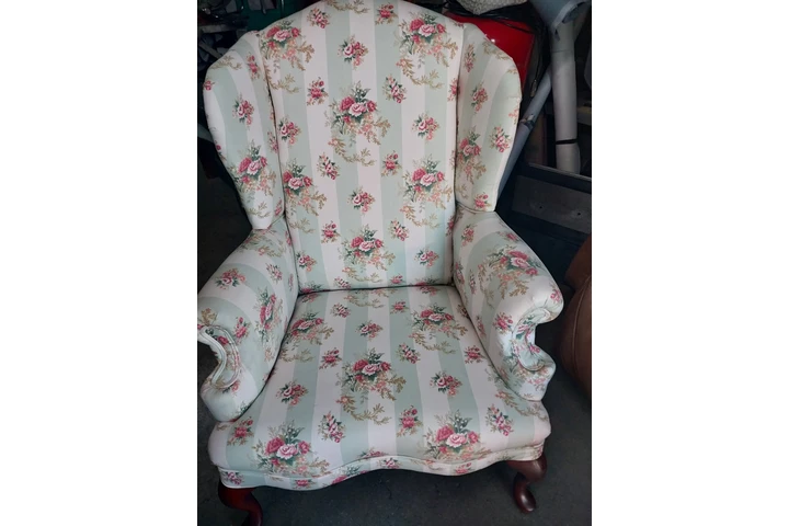 UPHOLSTERY image 9