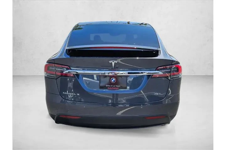 $30294 : Tesla Model X 2018 AWD 75D 4 image 7