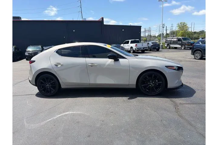 $27980 : Mazda Mazda3 Hatchback 2023 image 4