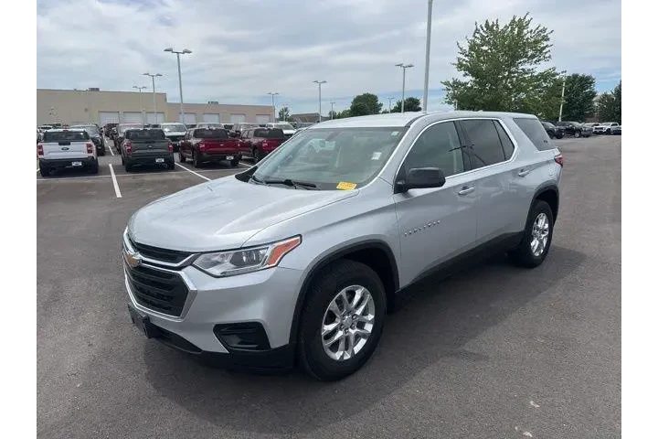 $19000 : Chevrolet Traverse 2021 LS 4 image 3