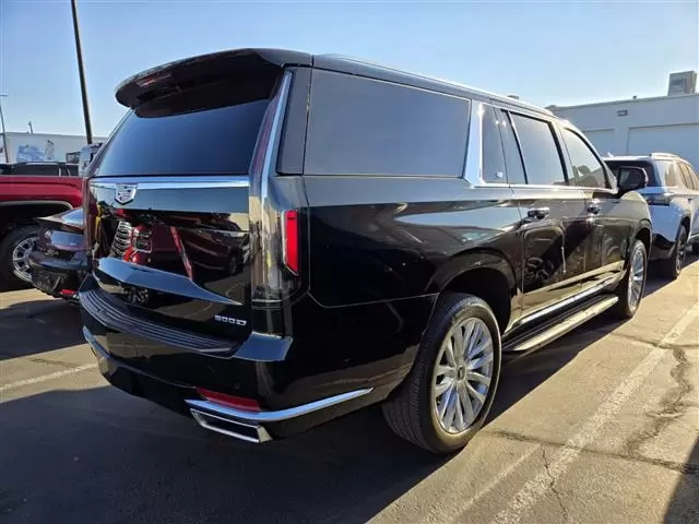 $64999 : Pre-Owned 2021 Escalade ESV L image 10