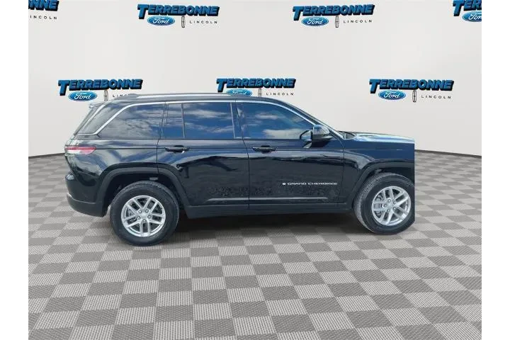 $31665 : Jeep Grand Cherokee 2024 4x2 image 9