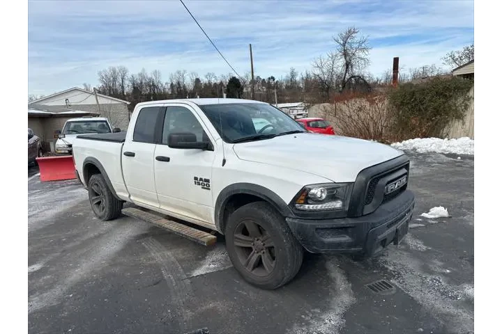$29974 : Ram 1500 Classic 2023 4x4 SL image 1