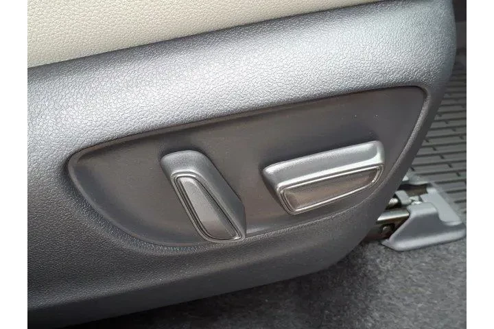 $21375 : Hyundai ELANTRA 2025 SEL Spo image 8