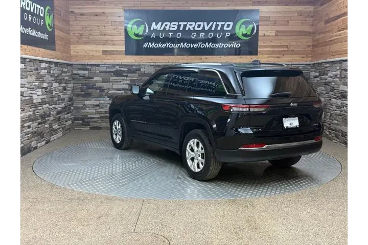 $33399 : Jeep Grand Cherokee 2023 4x4 image 7