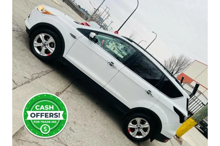 $9999 : 2015 Escape SE image 2