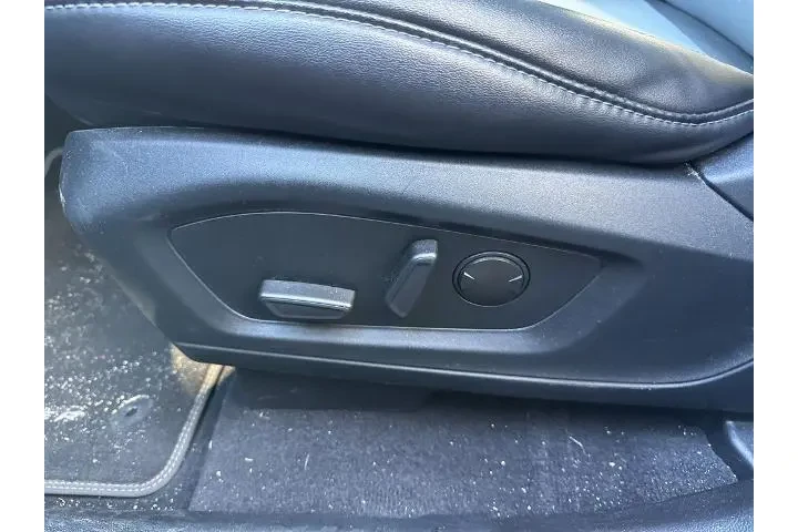 $30000 : Ford Explorer 2023 AWD XLT 4 image 6