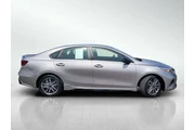 $21399 : Kia Forte 2023 GT-Line 4dr S thumbnail