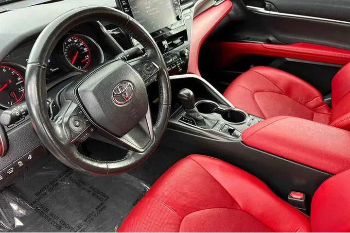 $28183 : Toyota Camry 2023 TRD 4dr Se image 4