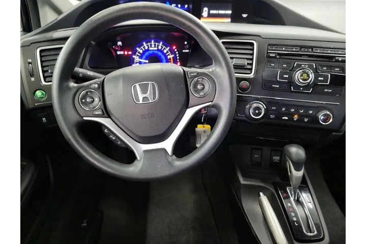 $15998 : Honda Civic 2015 LX 4dr Seda image 2