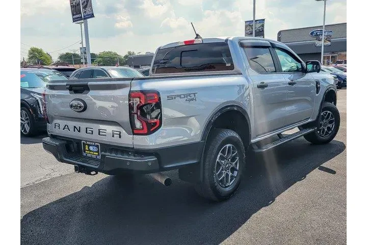 $37748 : Ford Ranger 2024 4x4 XLT 4dr image 8