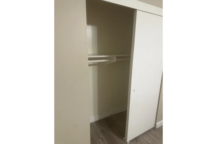 $850 : Se renta cuarto image 4