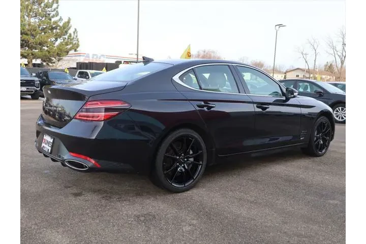 $30377 : Genesis G70 2025 2.5T Standa image 10