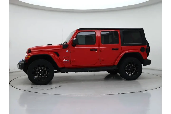 $31998 : Jeep Wrangler 2023 4x4 Sahar image 3