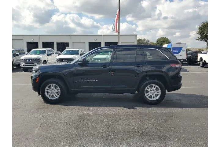 $33995 : Jeep Grand Cherokee 2025 4x2 image 6