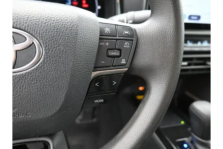 $25349 : Toyota Camry 2025 SE 4dr Sed image 7