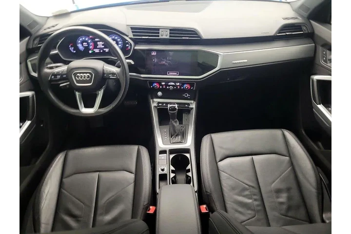 $21998 : Audi Q3 2020 AWD quattro S l image 9