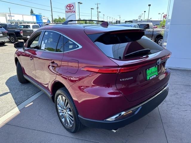 $42309 : 2024 Venza XLE image 3