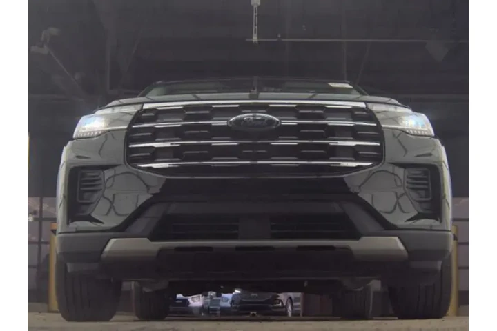 $35599 : Ford Explorer 2025 AWD Activ image 4