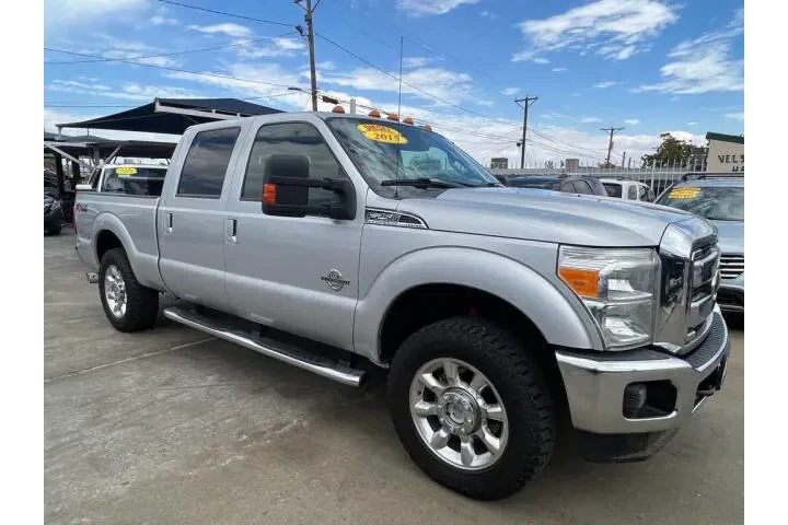 $29900 : 2015 F-250 Super Duty Lariat image 2