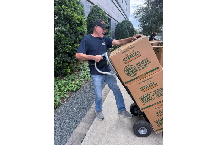 Medrano Movers image 8