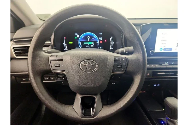 $27998 : Toyota Camry 2025 LE 4dr Sed image 10