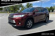 $19900 : 2017 Highlander XLE thumbnail