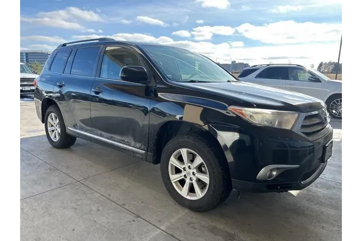 $11629 : Toyota Highlander 2013 image 2