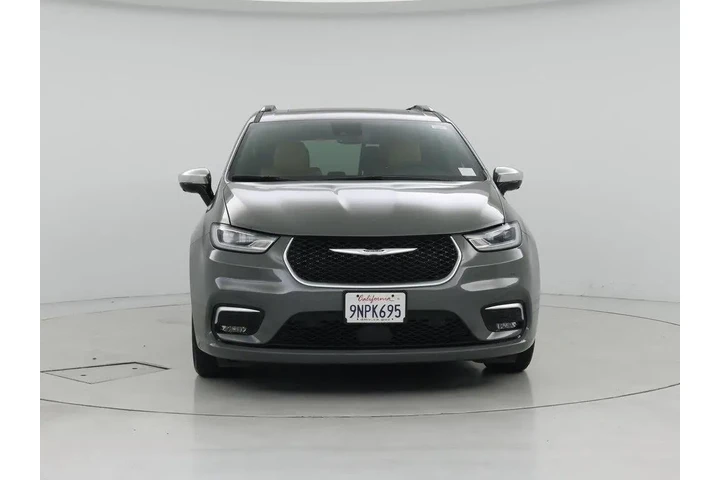 $38998 : Chrysler Pacifica Plug-In Hy image 5