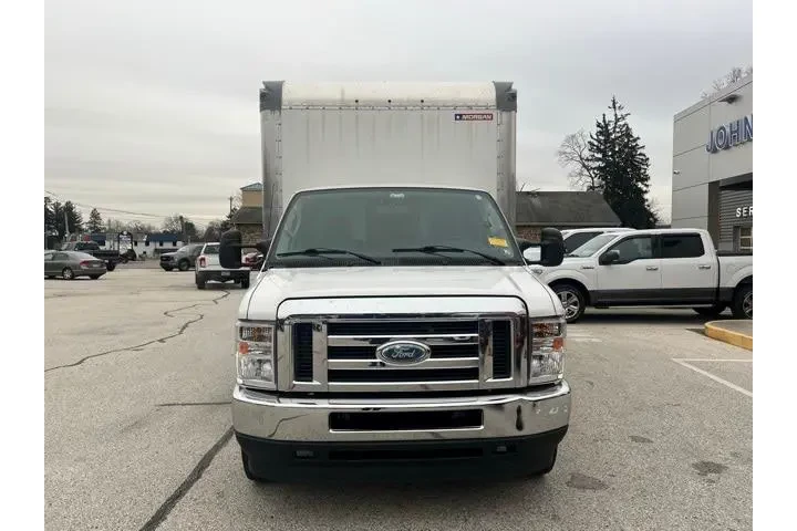 $29782 : Ford E-Series 2022 E-350 SD image 7