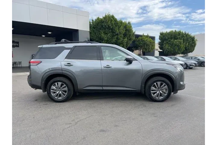 $32981 : Nissan Pathfinder 2025 SV 4d image 8