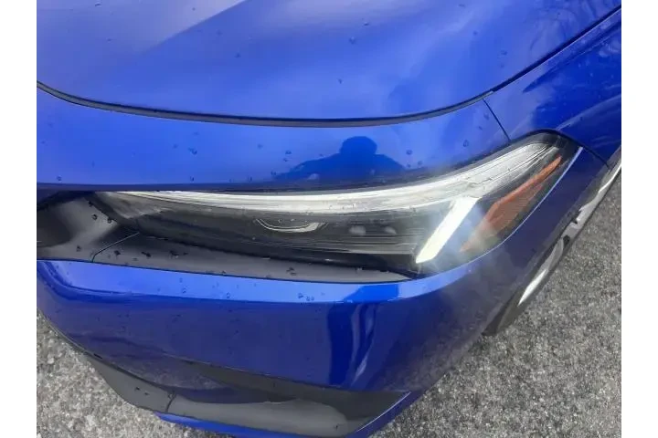 $18985 : Honda Civic 2024 LX 4dr Seda image 7