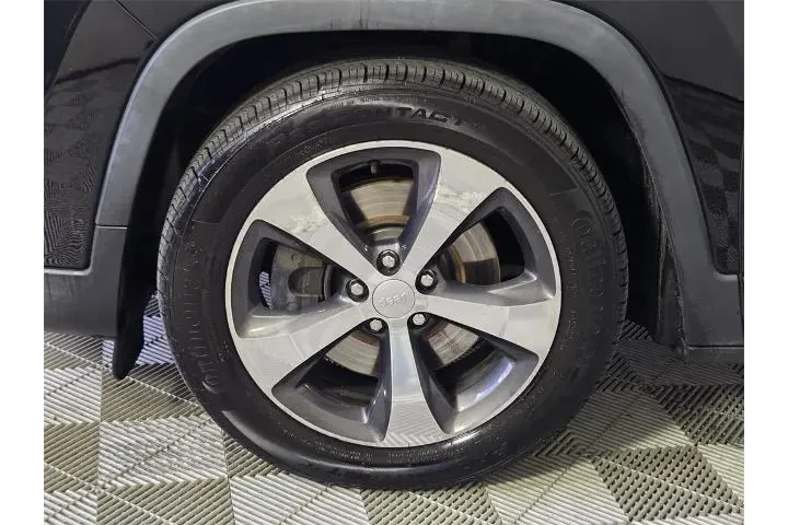 $14288 : Jeep Cherokee 2019 Limited 4 image 5