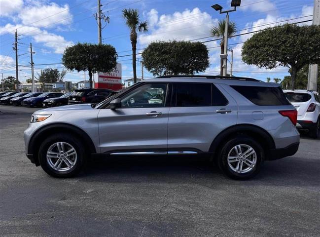 $14100 : Ford Explorer XLT 2017 image 9