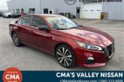 $23413 : PRE-OWNED 2020 NISSAN ALTIMA thumbnail