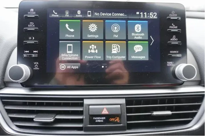 $23988 : Honda Accord Hybrid 2022 Spo image 10