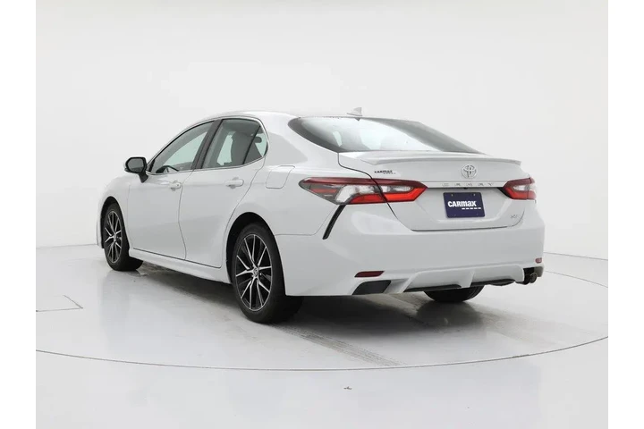 $24998 : Toyota Camry 2024 SE 4dr Sed image 2