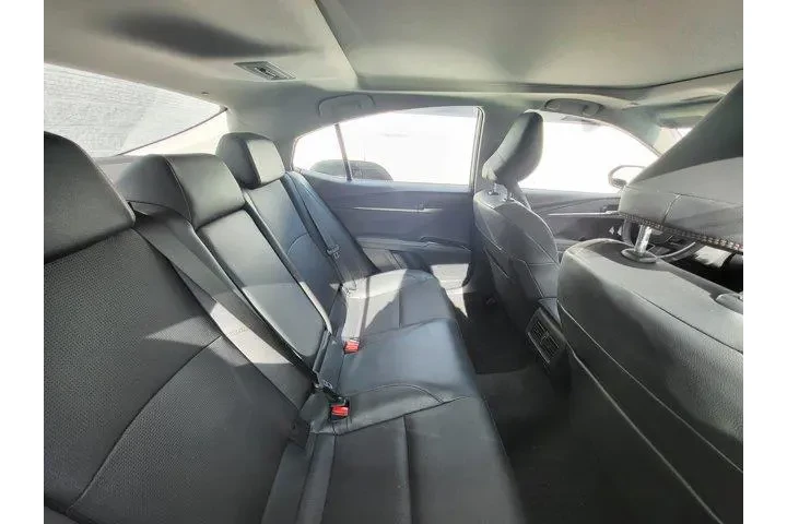 $31133 : Toyota Camry 2025 SE 4dr Sed image 9