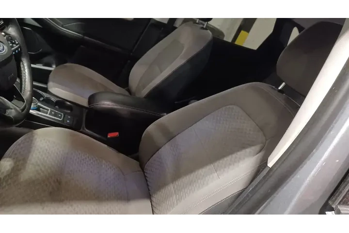 $18999 : Ford Escape 2022 AWD SE 4dr image 6