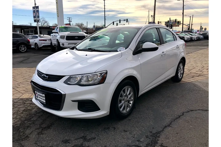 $10990 : 2018 Sonic LT Auto Sedan image 5