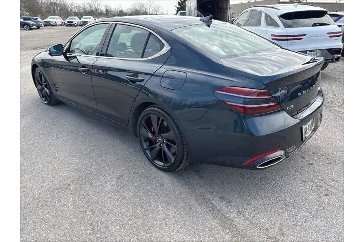 $32242 : Genesis G70 2023 3.3T Standa image 3