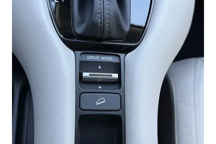 $22461 : Honda HR-V 2023 LX 4dr Cross image 9