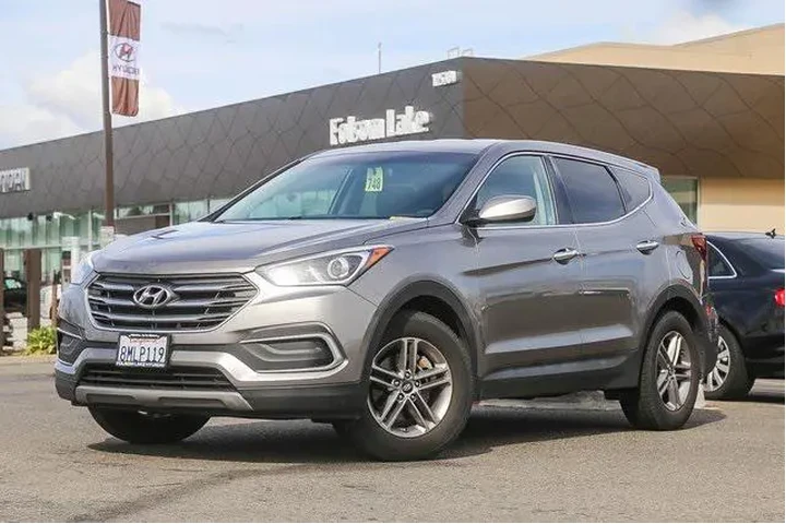 $12491 : Hyundai SANTA FE Sport 2018 image 1